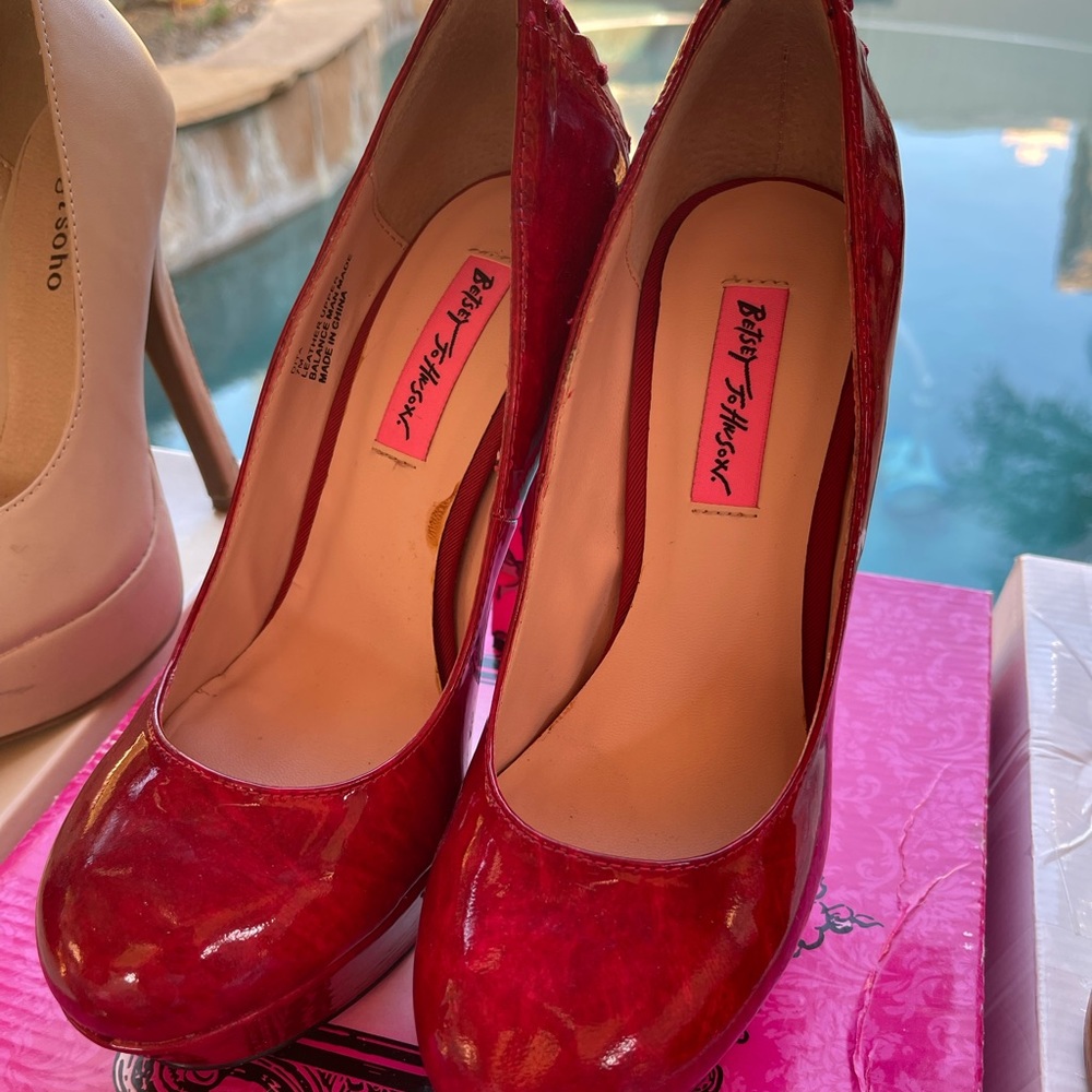 Brand New Betsey Johnson sexy Red platforms 7